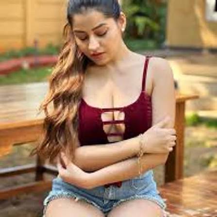CALL GIRLS IN DELHI Mayur Vikas Puri ꧁❤[☎️+91 70421 VIP 104524 ❤꧂ ...