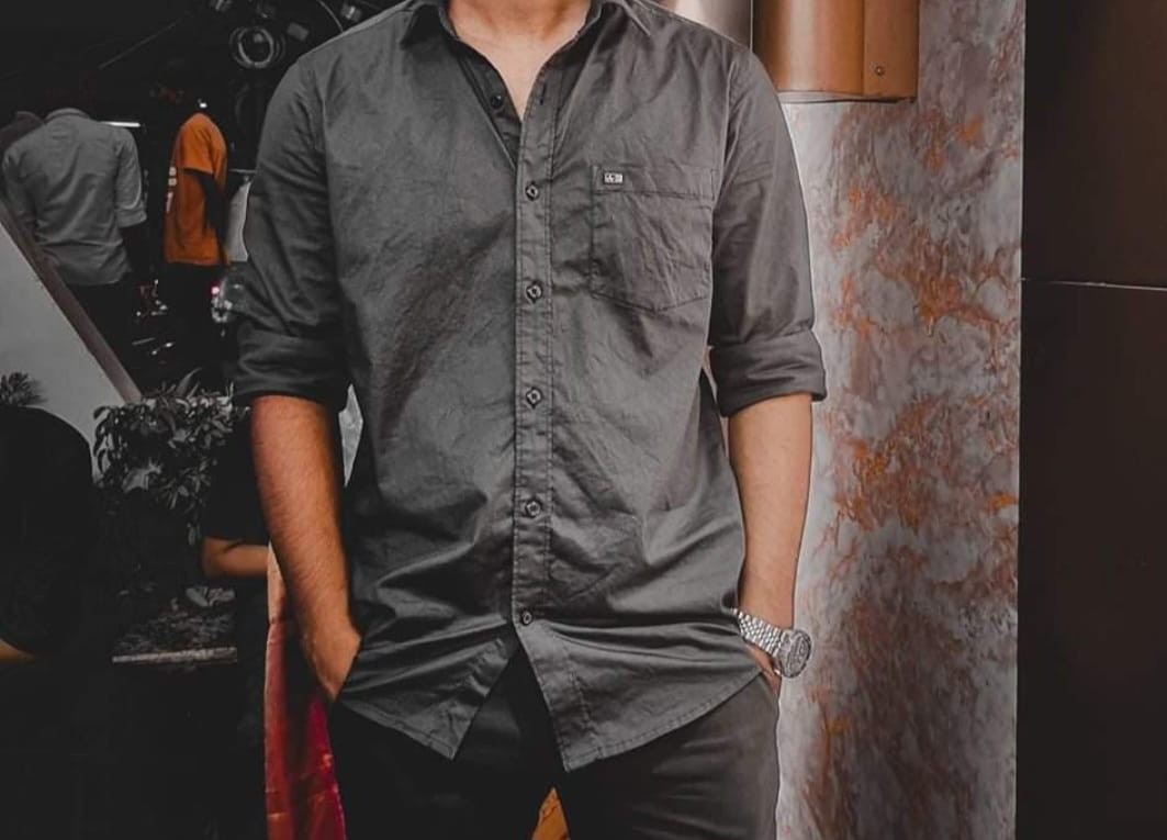 Discreet Gentleman Companion & Masseur for Women.