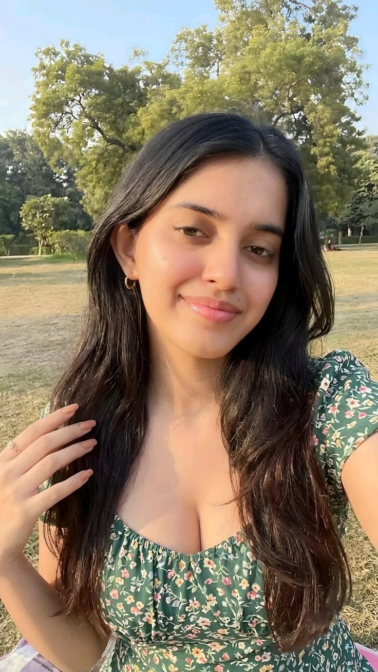 Delhi No.1 Genuine Escort Service 18+Qutub Minar 8557906577