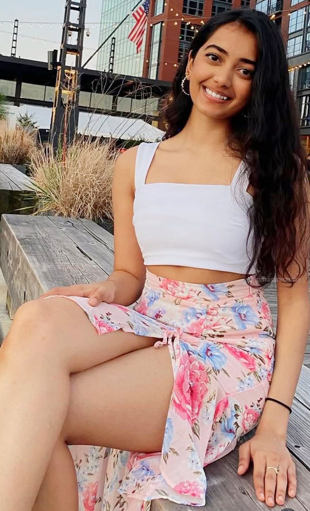 Call Girls In Greater Kailash ߷ ~ 8447074457 ߷ ~ Delhi Escorts in Noida