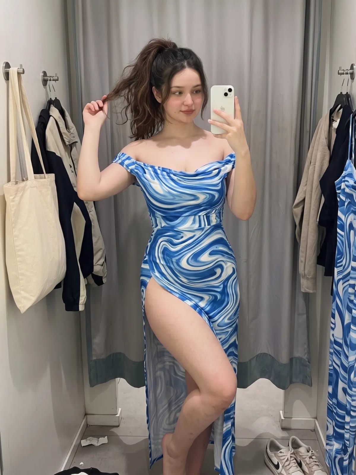 (BJ Expert) Call Girls In Nehru Palace Metro Station — 9220592151 Delhi Female Escorts